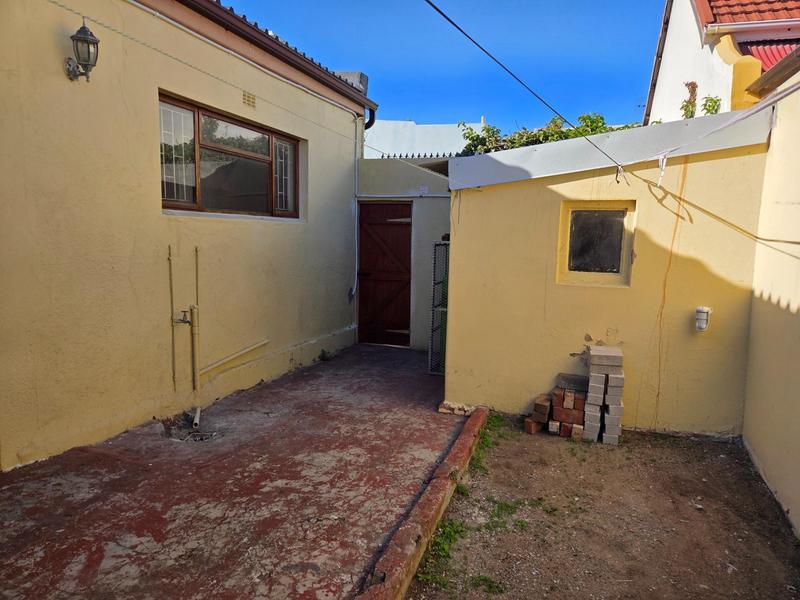 To Let 3 Bedroom Property for Rent in Observatory Western Cape